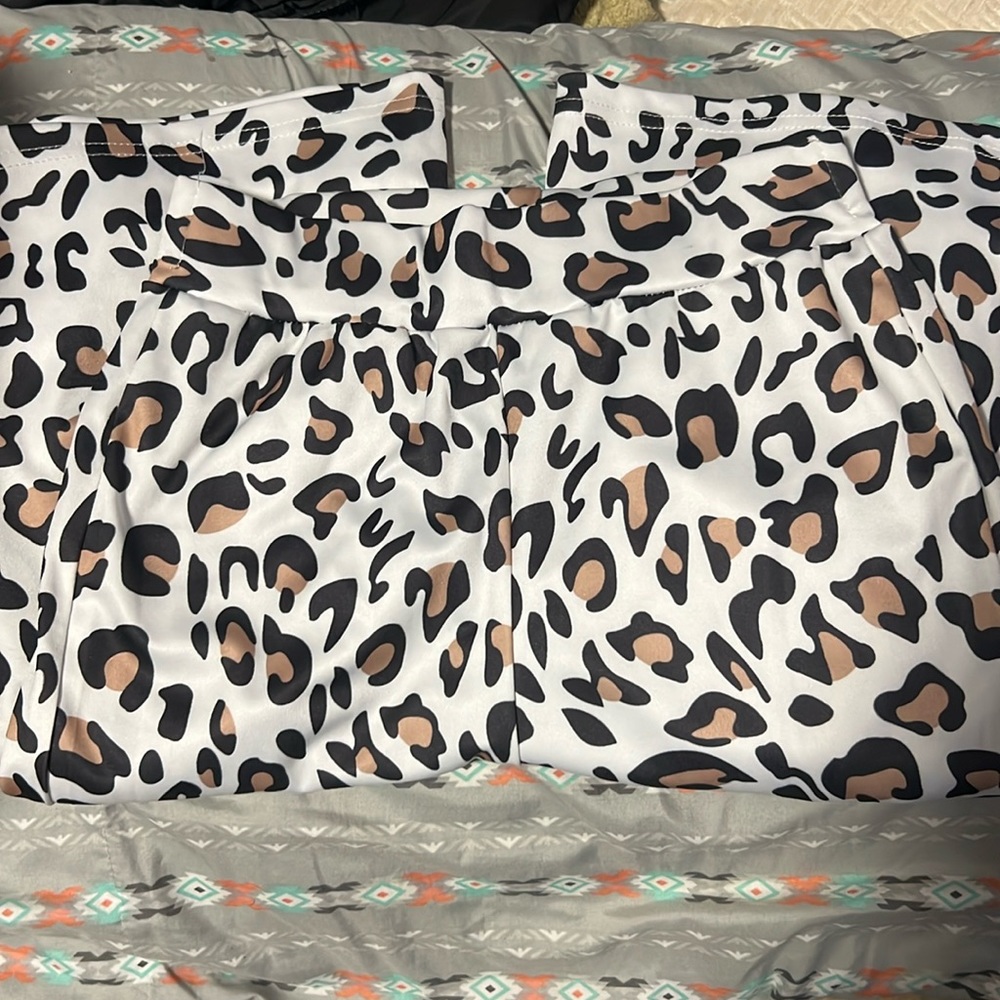 shien XS flared leggings